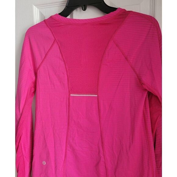 Lululemon Workout Top 6 - Picture 7 of 8